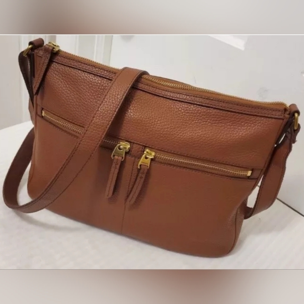 Fossil Elise Brown Pebbeled Leather Crossbody Bag Purse Euc
